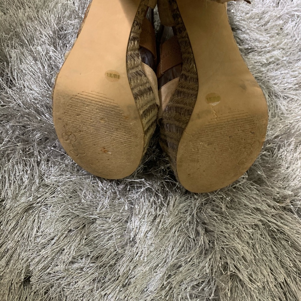 Jessica Simpson Heels - Picture 4 of 4